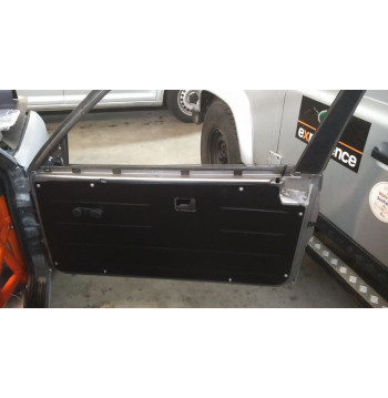 E30 KOMPLET Tapicerka drzwi boczki panele BMW  całe auto