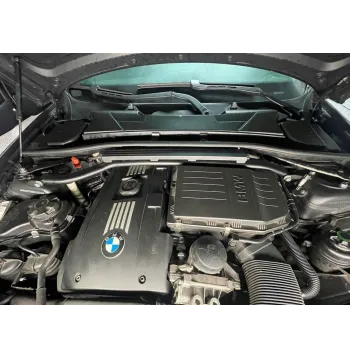 E90 E91 E92 E93 BMW 335i Rozpórkaprzód przednia 335 N54 N54B30