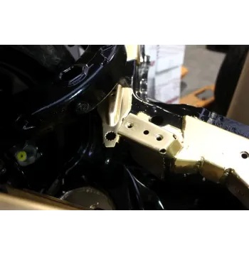 E46 Zestaw naprawczy mocowania zbiornika i przewodów hamulcowych BMW