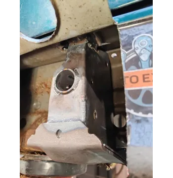 BMW E36 lewy tył Zestaw naprawczy punktów podnoszenia progu podciągi